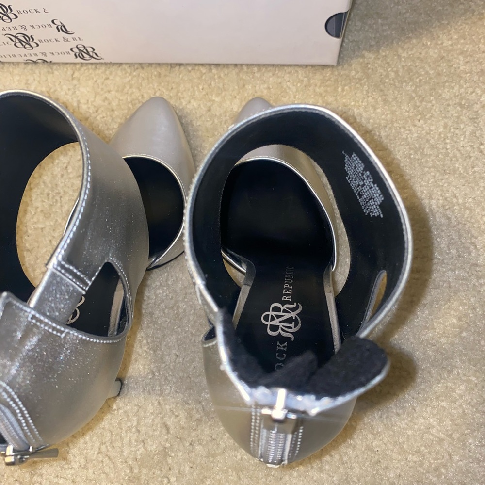 ROCK & REPUBLIC heels - Picture 5 of 7